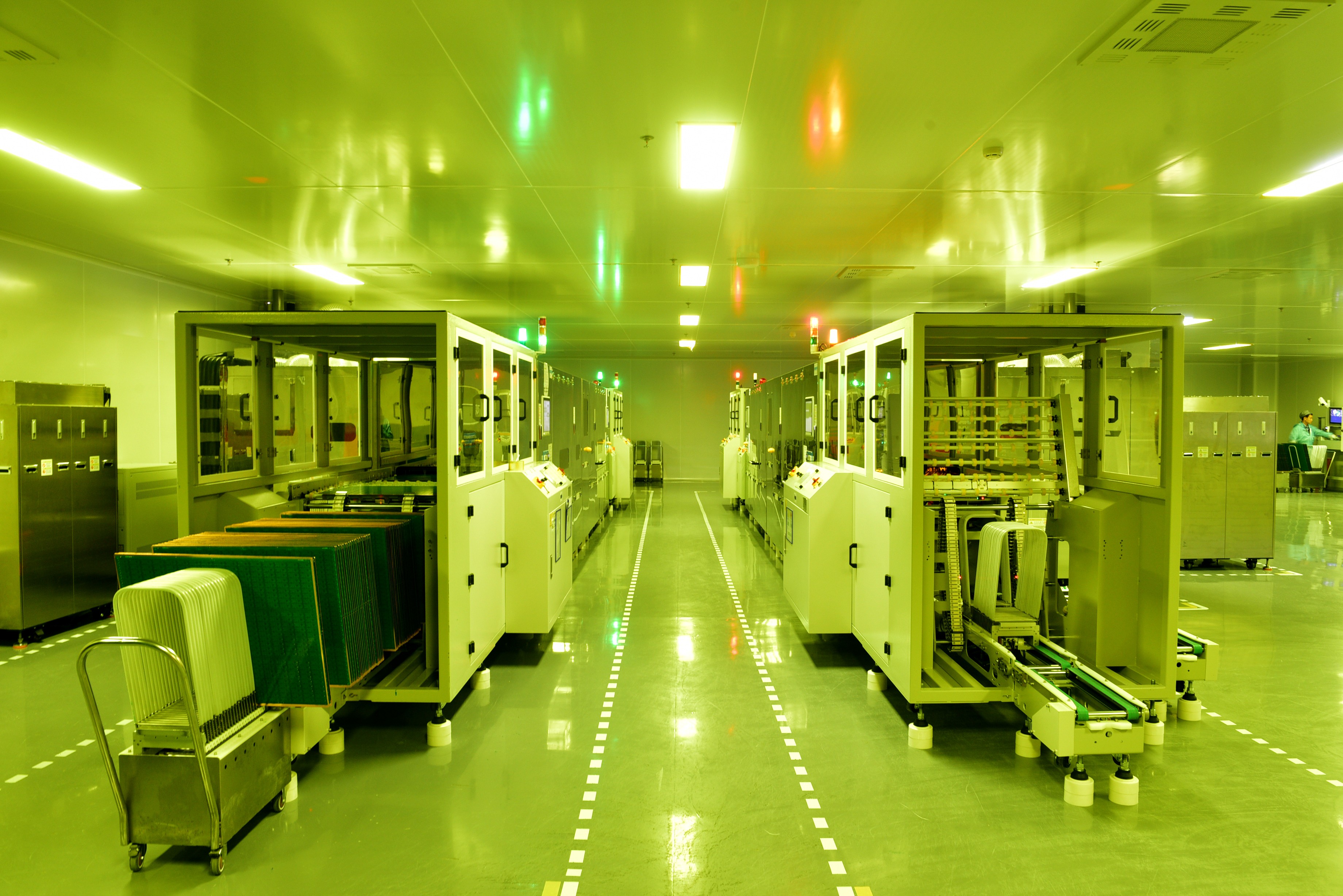 三级：全自动LED对位曝光机（科视）